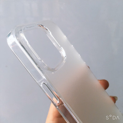 Ốp lưng Likgus trong nhám chống sốc không ố màu dành cho iPhone 14 Pro / 14 Pro Max( Hàng chính hãng)