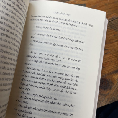 (Combo 2 cuốn Shin Kyung Sook) HÃY CHĂM SÓC MẸ và HÃY VỀ VỚI CHA – Nhã Nam – NXB Hà Nội (Bìa mềm)