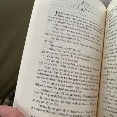 (Bìa mềm) MIỄN LÀ CÂY CHANH CÒN MỌC - Zoulfa Katouh - Nguyễn Thúy Quỳnh dịch - Sách Đông Tây