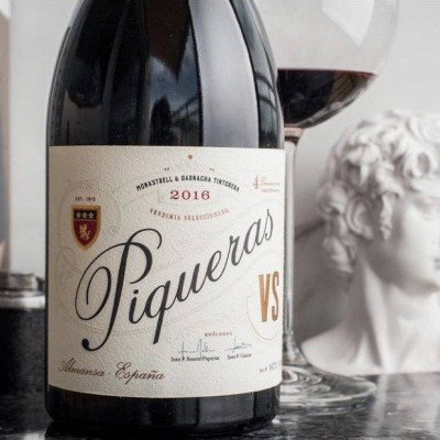 Rượu vang Organic Piqueras VS Monastrell & Garnacha Tintorera (Spain) kèm túi hộp,đồ khui
