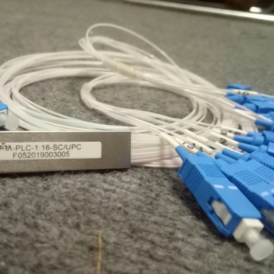 Bộ chia quang PLC 1x16 Mini type SC/UPC - Hàng chính hãng