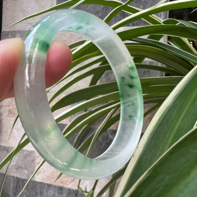 Vòng Tay Nữ Bản Hẹ Đá Mã Não DuLong Trắng Trong Xanh Rong Biển Nhẹ Bóng Đẹp Ni 54mm Cao 12mm Dầy 7mm Món quà tặng Nữ 50kg - 55kg đeo tay xinh rẻ đẹp ý nghĩa ạ