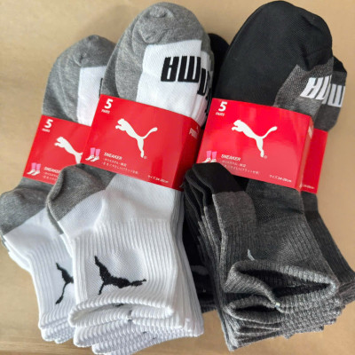 Tất dệt kim dày dặn, thấm hút mồ hôi