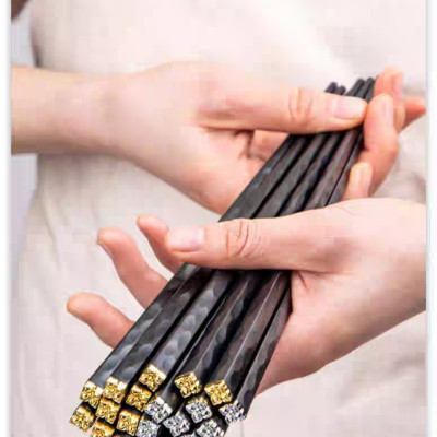 SÉT 5 ĐÔI ĐŨA HOA ANH ĐÀO KHẢM VÀNG KHẢM BẠC CHẤT LIỆU SỢI THỦY TINH CHỊU NHIỆT CAO CẤP