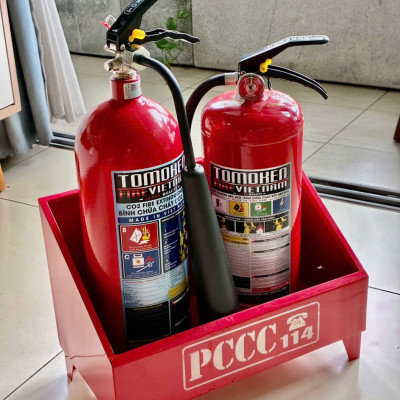 Kệ đôi đựng 2 bình chữa cháy