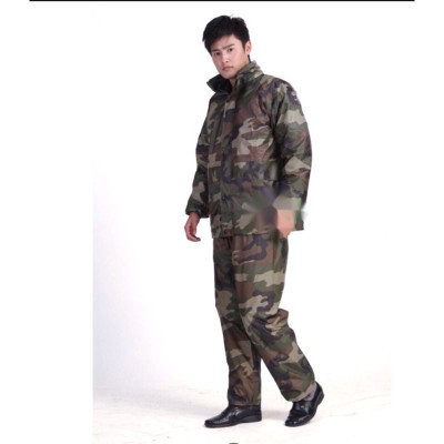 Áo quần đi mưa   size 3XL   ( từ 65 kg  - 80kg  ) ,  Áo mưa người lớn  cho nam  và  nữ  ,  có túi đựng sang trọng  , vải dù họa tiết lính rằn ri cao cấp , sản phẩm đi mưa nhỏ gọn mang theo mọi nơi 