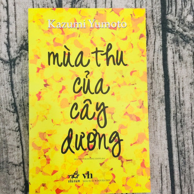 Combo 2 cuốn Văn học châu Á về chủ đề gia đình: Khu Tập Thể Hạnh Phúc + Mùa Thu Của Cây Dương