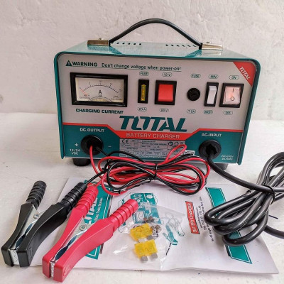 MÁY SẠC BÌNH ĐIỆN ẮC QUY (220-240V) TOTAL TBC1601 - HÀNG CHÍNH HÃNG