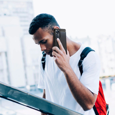 Ốp lưng chống sốc vân kim loại cho Xiaomi Mi 12 / Mi 12 5G hiệu Likgus (chuẩn quân đội, chống va đập, chống vân tay) - Hàng nhập khẩu