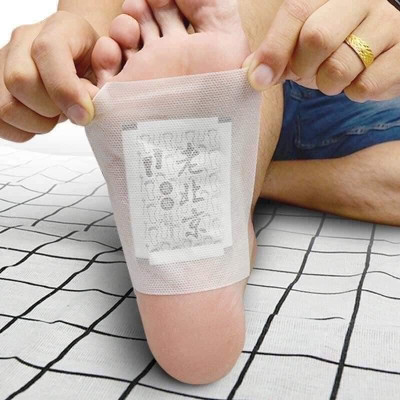 Combo  hộp 50 miếng dán massage chân giúp xoa dịu các cơn đau nhức tạo cảm giác , thư giãn dễ chịu an toàn và tiện lợi, tạo cảm giác dễ chịu an toàn và tiện lợi