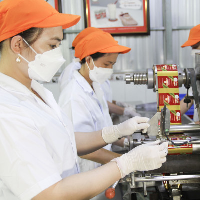 Kẹo dừa sáp VICOSAP vị cà phê muối kẹo mềm dẻo ít đường đặc sản Trà Vinh hộp 100g