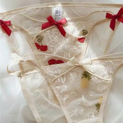 Bộ Đồ Lót Trái Thơm Thêu Không Gọng Mút Mỏng Xinh Xắn