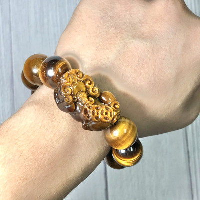 Vòng Thạch Anh Mắt Hổ vàng nâu 18mm mix tỳ hưu đá