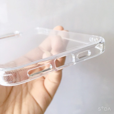 Ốp lưng Likgus trong suốt không ố màu dành cho iPhone 13/ 13 Pro/ 13 Pro Max( hàng chính hãng)