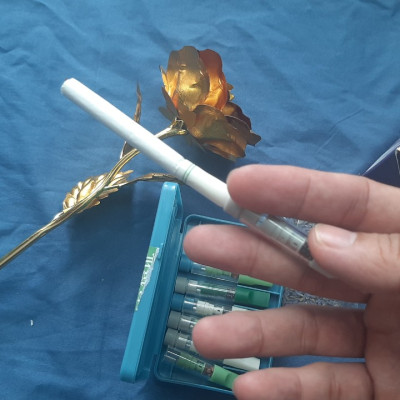 Hộp 20 đầu lọc thuốc cao cấp tinh thể nano ( Trong hộp có 8 tẩu và 12 tẩu đi kèm)