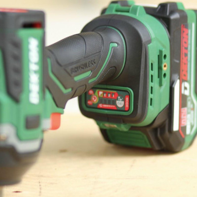 COMBO Máy siết bu lông dùng pin 21V Dekton M21-IW550PRO KÈM 1 PIN M21-B4000M + 1 SẠC M21-S20 DEKTON KÈM HỘP DK-IJC01 - KM_T8 -HÀNG CHÍNH HÃNG