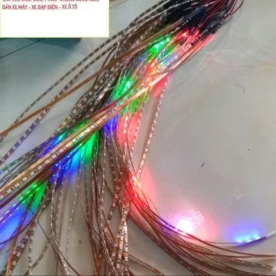 1 DÂY LED TRANG TRÍ XE MÁY ÔTÔ SÁNG CHẠY ĐUỔI NHIỀU MÀU SẮC CỰC ĐẸP MẪU MỚI