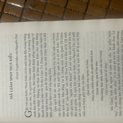 sách phân tích tác phẩm văn học theo đặc trưng thể loại