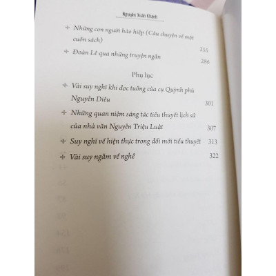 Sách - Tiếng Người Trong Văn - Hồi Ức Văn Chương - NXB Phụ Nữ