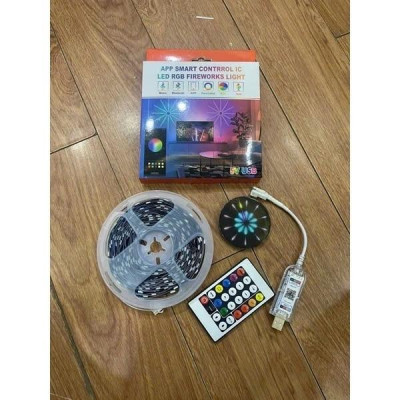 Đèn Led Dán Tường RGB 16 Màu Cảm Biến Âm Thanh Có Remote