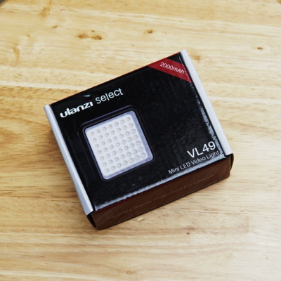 Đèn Led Trợ Sáng Cho Máy Ảnh, Điện thoại Ulanzi VL49 - Hàng Chính Hãng