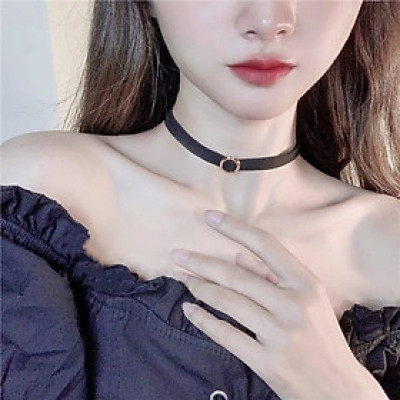 Combo 5 cái vòng cổ Choker ren cao cấp, phong cách Hàn Quốc thể hiện sự trẻ trung, năng động ,có thể kết hợp với trang phục hàng ngày,rất hợp với các dịp lễ tạo nên sự thu hút và nổi bật cho cổ bạn 