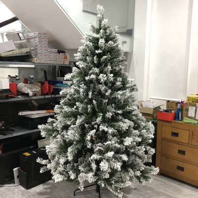 Cây thông noel phủ tuyết - Tán dày và đẹp, cây thông chắc chắn và dể tháo lắp