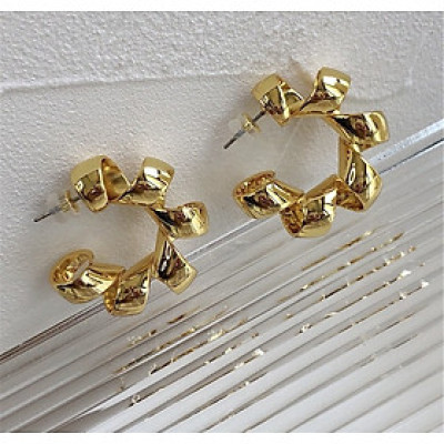 Bông tai tròn dáng xoắn sang trọng cho nữ