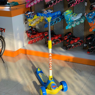 Xe trượt scooter trẻ em Centosy 760, có 2 màu cho bé