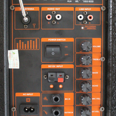 Loa Kéo Di Động Karaoke Bass 30 BMD LK-30B40 (600W) 3 Tấc - Màu Ngẫu Nhiên - Chính Hãng