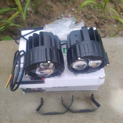 Đèn Trợ Sáng Bi Cầu BMU P66 55W/12.24V/DC Sáng 2 Màu Pha Laser