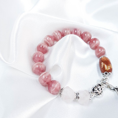 Vòng tay mệnh hỏa, thổ đá đào hoa, thạch anh hồng mix đá mã nảo+ charm lá quạt LAT.105