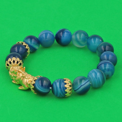 Vòng đeo tay Thạch Anh Xanh Da Trời sọc 12 ly - Vòng tay Tỳ Hưu Phong Thủy Chiêu Tài Lộc inox vàng VTAXBSTHBKV12