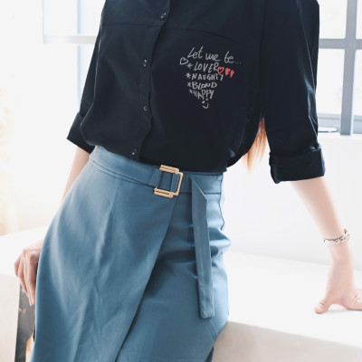 Áo sơ mi nữ tay dài form rộng