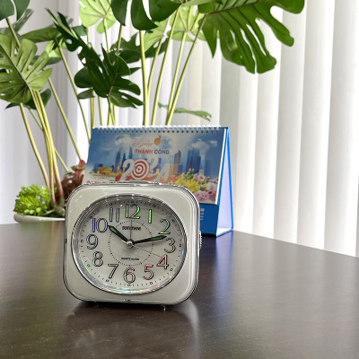 Đồng hồ Báo thức Rhythm CRF801NR03 – KT: 11.3 x 10.2 x 6.6cm. Vỏ nhựa. Dùng Pin