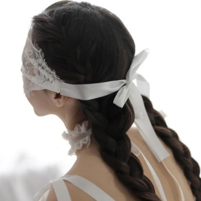 Mặt nạ ren che mắt cô dâu - trắng