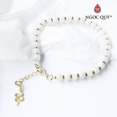 Vòng cẩm thạch phỉ thúy phối charm bạc mạ vàng mệnh hỏa, mộc - Ngọc Quý Gemstones