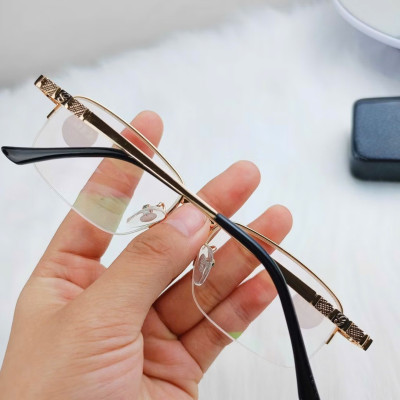 Kính lão hai tròng tròng trên 0 độ tròng dưới có độ đọc sách tặng hộp đựng cao cấp