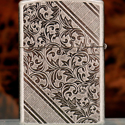 Vỏ Hột Quẹt Bật Lửa Xăng Đá Zorro Z2-1045 Họa Tiết Hoa Văn Cổ Điển - Nhiều Màu (Không Sẵn Xăng)
