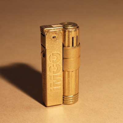 Vỏ Hột Quẹt Bật Lửa Xăng Đá Imco 6700A Bằng Đồng Thiết Kế Nhỏ Gọn Đẹp Độc Lạ - Dùng Xăng Bấc Đá Cao Cấp