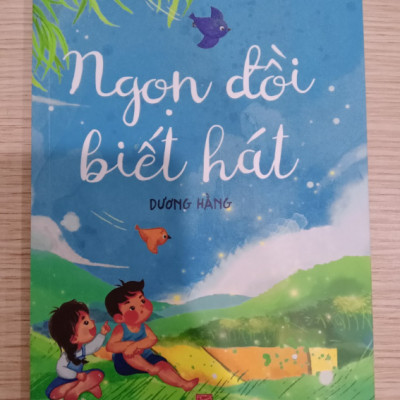 Sách - Ngọn đồi biết hát