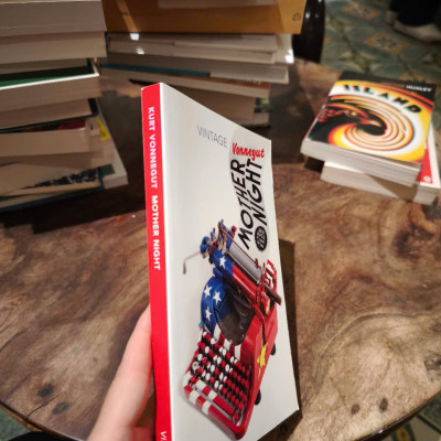 Sách - Mother Night by Kurt Vonnegut - Fiction / Classics in English