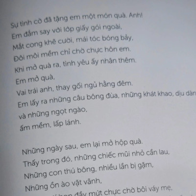Sách - Khi Yêu - Phiên bản Khổ lớn Bìa gỗ