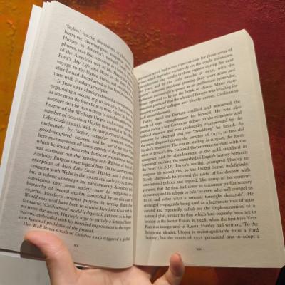 Sách - Brave New World by Aldous Huxley (Vintage Classics)/Sách ngoại văn tiếng Anh