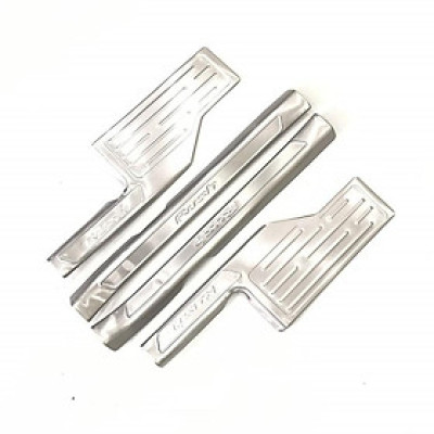 Bộ Ốp bậc cửa, Nẹp bước chân INOX dành cho xe Toyota Rush - Bên trong