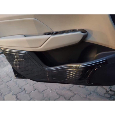 Ốp Tapli titan Cửa dành cho xe Hyundai Accent 2018 2019 2020 2021 tặng kèm thêm keo 3.M