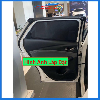 Bộ 4 rèm chắn nắng nam châm Corolla Cross 2020 khung cố định chống tia UV