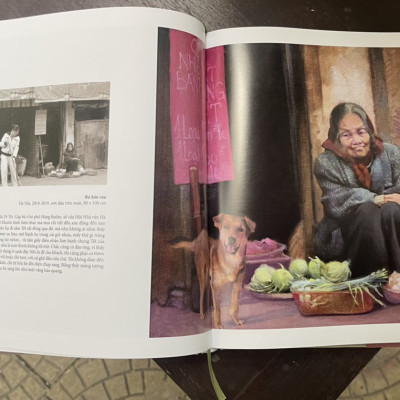 “VẼ GÌ CŨNG LÀ TỰ HỌA” – TRỊNH LỮ - CHỮ KÝ TÁC GIẢ - BÌA CỨNG – IN MÀU TOÀN BỘ -