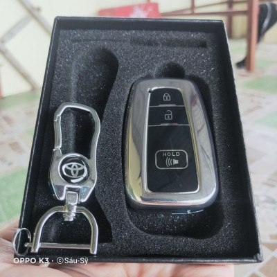 Bao chìa khoá ô tô xe Toyota Corolla CROSS nút silicon mạ crom Full hộp