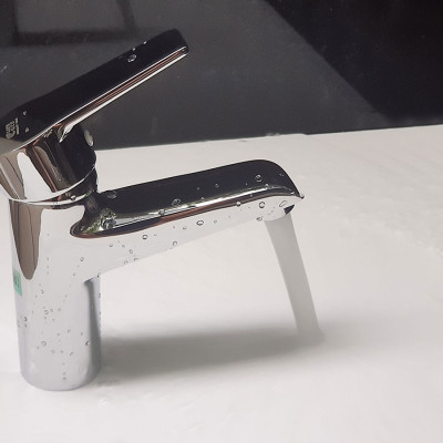 Vòi Lavabo nóng lạnh Đồng mạ Chrome Eurolife EL-AZA02 (Trắng bạc)